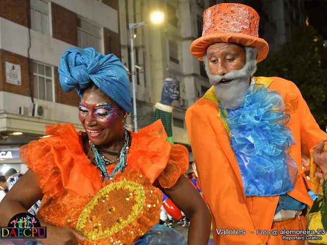 DESFILE_DE_CARNAVAL_063