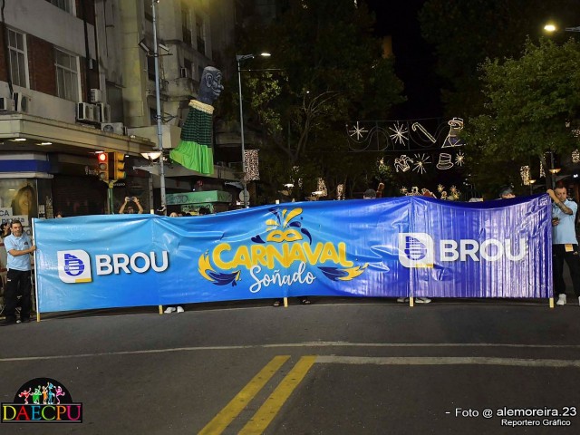 DESFILE_DE_CARNAVAL_093