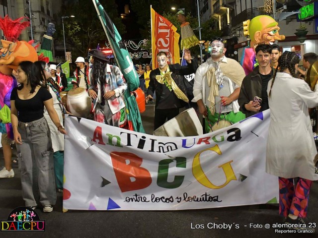 DESFILE_DE_CARNAVAL_197