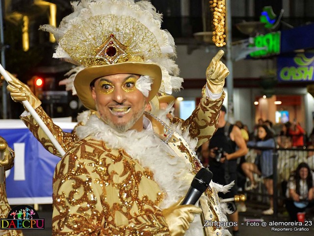 DESFILE_DE_CARNAVAL_250